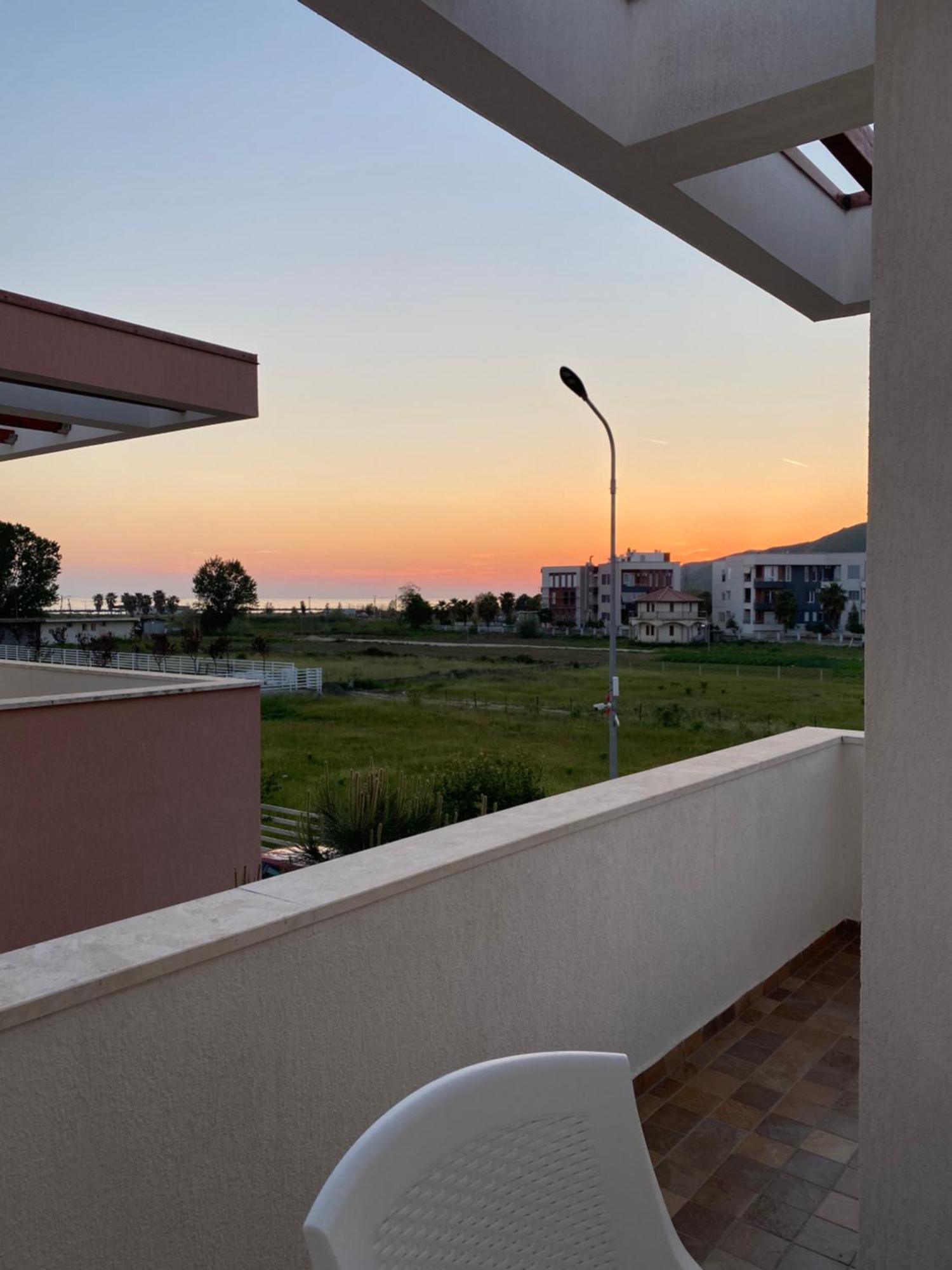 Tea Residence, Gjiri I Lalzit Apartments Дуррес Экстерьер фото