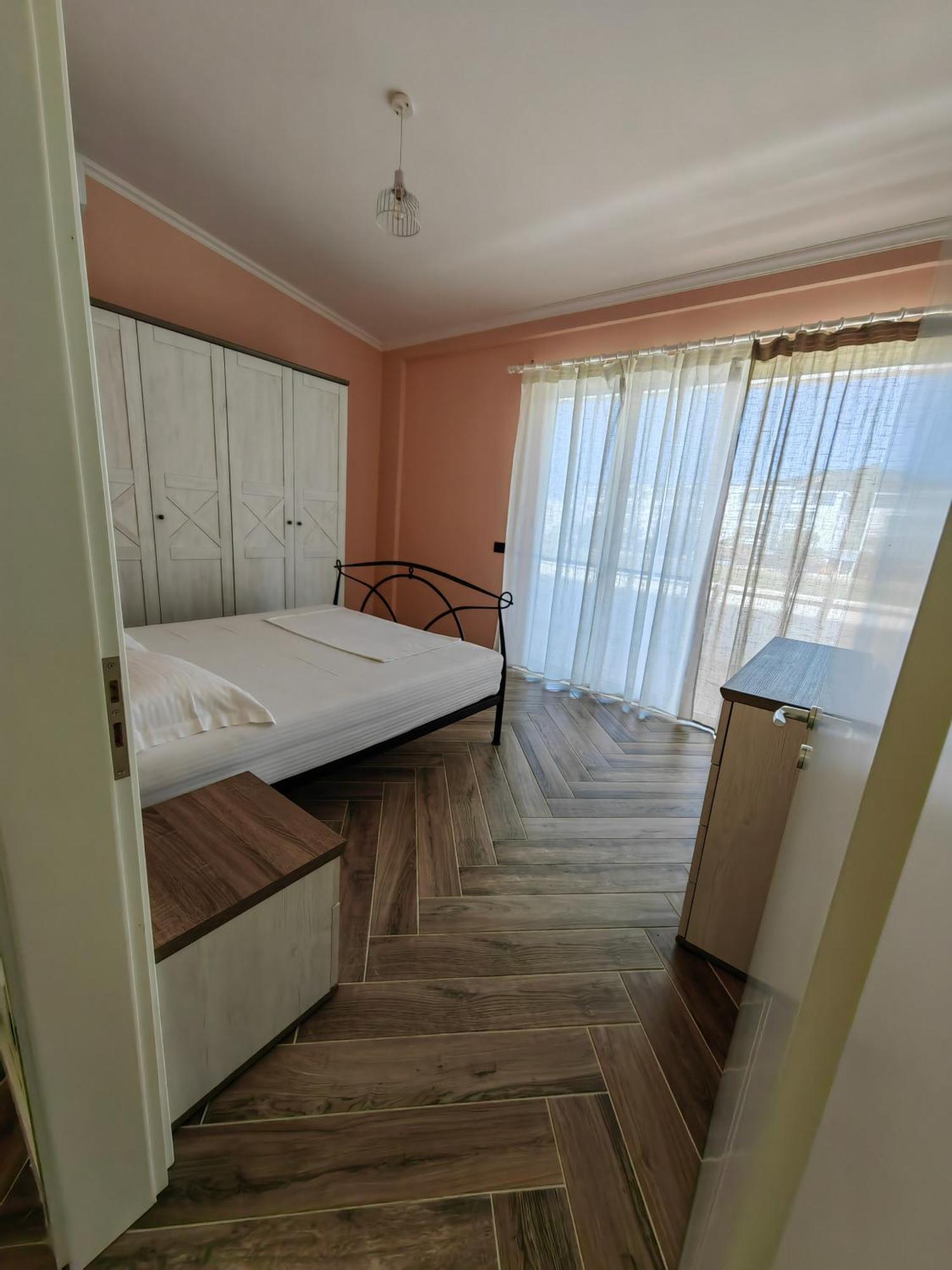 Tea Residence, Gjiri I Lalzit Apartments Дуррес Экстерьер фото