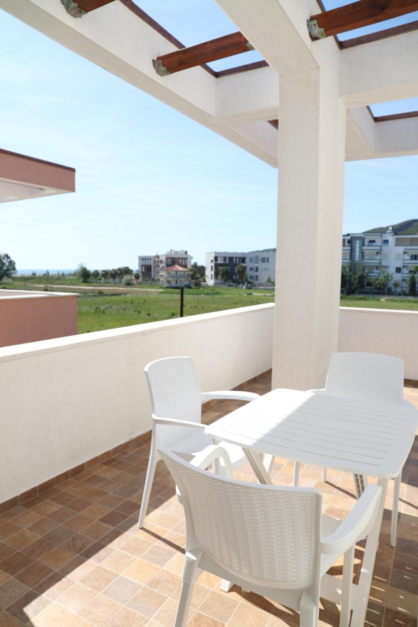 Tea Residence, Gjiri I Lalzit Apartments Дуррес Экстерьер фото